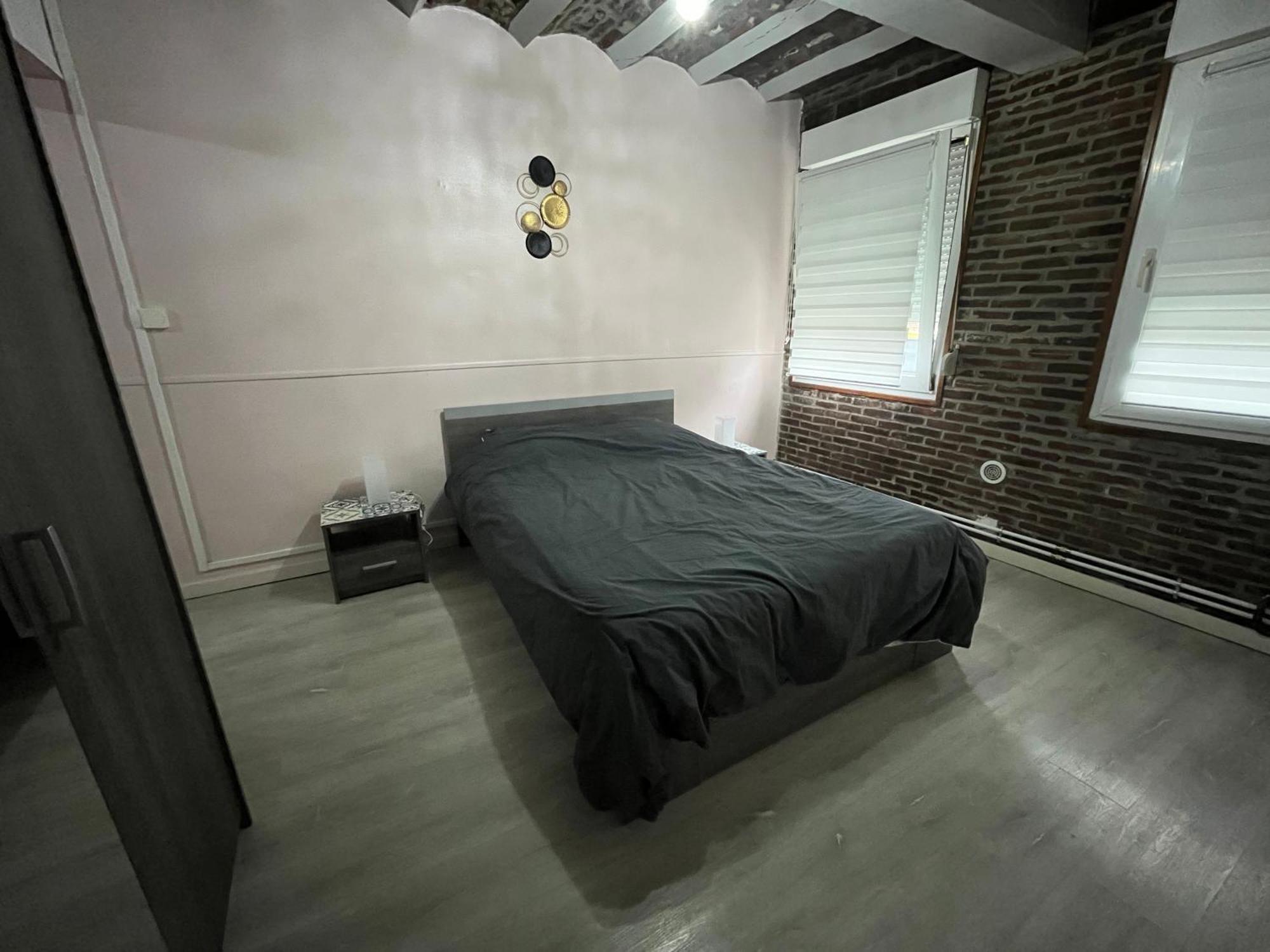 Appartement De Charme 40M2 Proche Centre Hospitalier Valenciennes Bagian luar foto